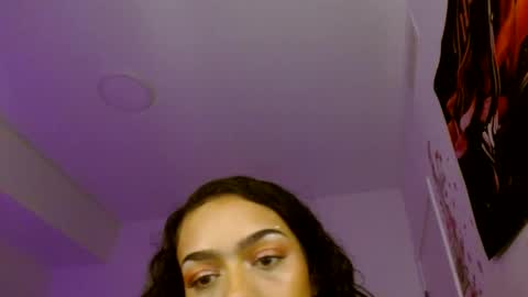 Snapshot of vickyyyx chatting on 11.01.25 Goddess Victory online show from 11.01.25