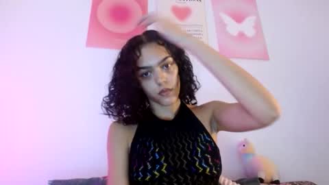 Snapshot of vickyyyx chatting on 11.09.25 Goddess Victory online show from 11.09.25