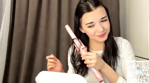 Vic online show from 02.11.25