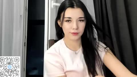Vic online show from 02.23.25
