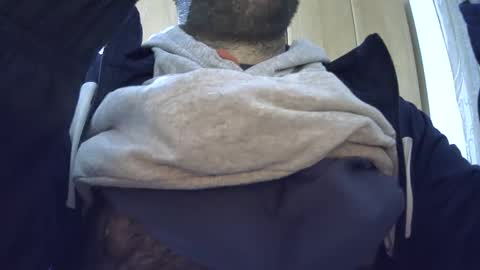 Snapshot of victorhume chatting on 11.09.25 VictorHume online show from 11.09.25