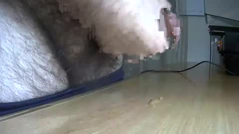 Snapshot of victorhume chatting on 11.22.25 VictorHume online show from 11.22.25