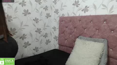 Snapshot of victoria017 chatting on 02.18.25 Victoria online show from 02.18.25