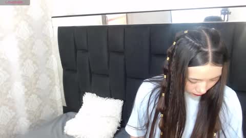 Snapshot of victoria017 chatting on 03.08.25 Victoria online show from 03.08.25