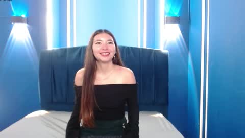 Snapshot of victoria017 chatting on 11.09.25 Victoria online show from 11.09.25