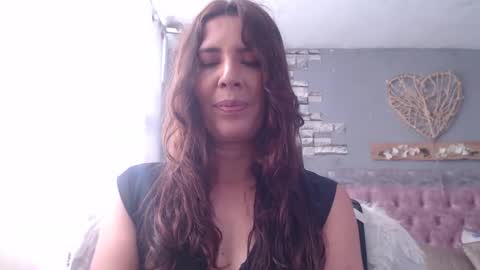 Hi guys   Im victoria  Be the one who can control me in PVT online show from 12.04.24