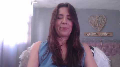 Hi guys   Im victoria  Be the one who can control me in PVT online show from 12.10.24