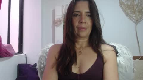 Hi guys   Im victoria  Be the one who can control me in PVT online show from 01.14.25