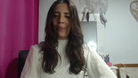 Hi guys   Im victoria  Be the one who can control me in PVT online show from 01.22.25