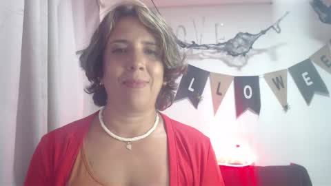 Snapshot of victoria25_meester chatting on 10.03.25 Hi guys Im victoria Be the one who can control me in PVT online show from 10.03.25