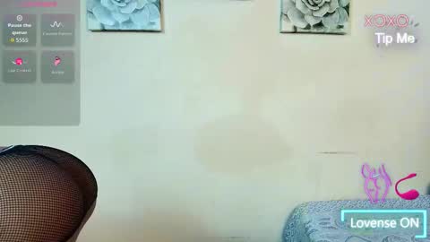 Victoria online show from 09.27.25