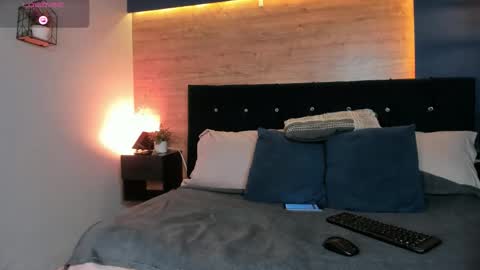 Victoria online show from 11.04.25