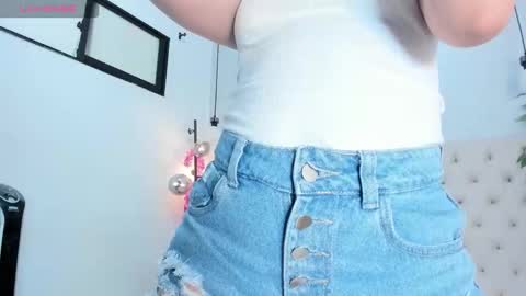 Victoria online show from 10.17.25