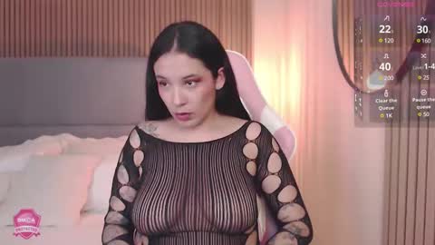 Victoria Collins online show from 02.04.25