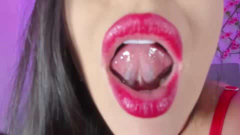 Snapshot of victoria_cooper3 chatting on 03.02.25 valentina online show from 03.02.25