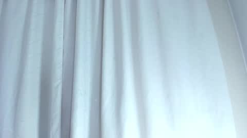 Snapshot of victoria_cooper3 chatting on 09.30.25 valentina online show from 09.30.25