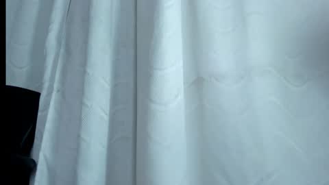 Snapshot of victoria_cooper3 chatting on 10.06.25 valentina online show from 10.06.25