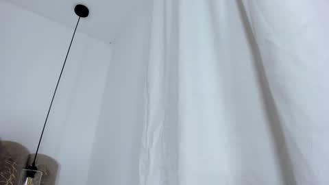 Snapshot of victoria_cooper3 chatting on 10.18.25 valentina online show from 10.18.25