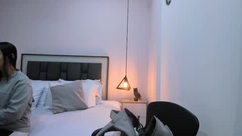 Snapshot of victoria_cooper3 chatting on 11.03.25 valentina online show from 11.03.25