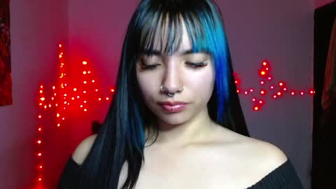 Snapshot of victoria_goddes chatting on 04.01.26 victoria online show from 04.01.26
