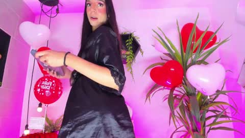 Victoria  online show from 02.14.25