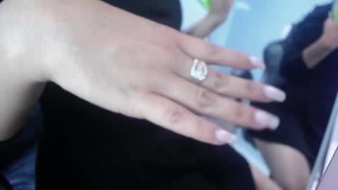 Victoria online show from 11.01.25