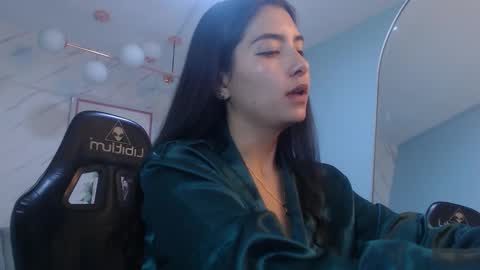 Victoria online show from 03.27.26