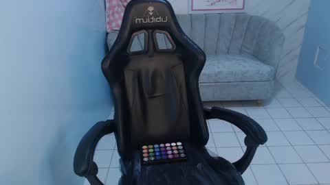 Victoria online show from 04.01.26