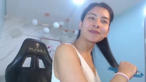 Victoria online show from 05.16.26