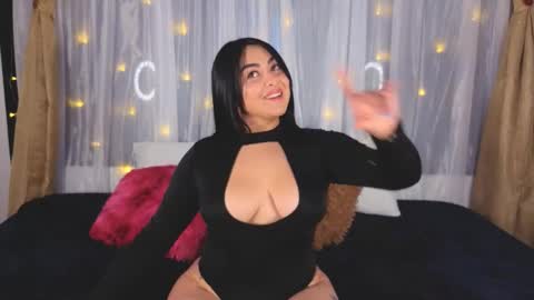 Victoria  online show from 11.20.25