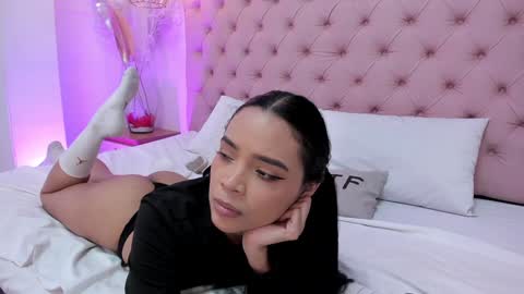 victoria_kitt online show from 01.04.25