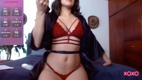 Snapshot of victoria_martelo chatting on 12.27.24 VICTORIA MARTELO online show from 12.27.24
