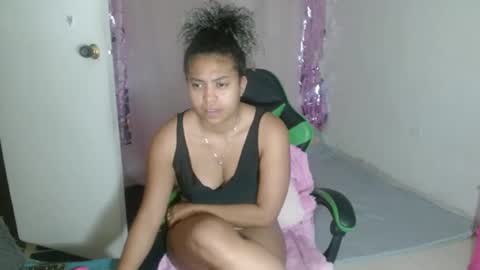 VICKY online show from 12.14.25