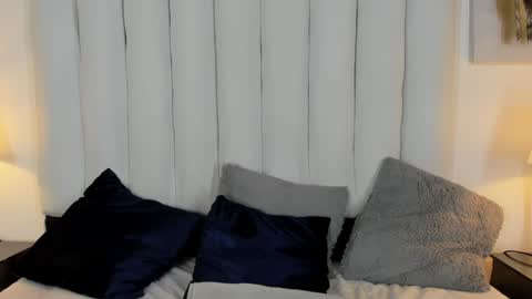 victoria_queen2 online show from 12.31.24
