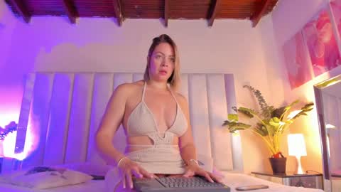 VICTORIA online show from 12.12.24