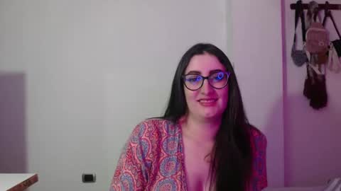 Victoria online show from 02.25.26