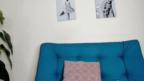 Snapshot of victoria_rossee chatting on 02.20.26 VICTORIA online show from 02.20.26