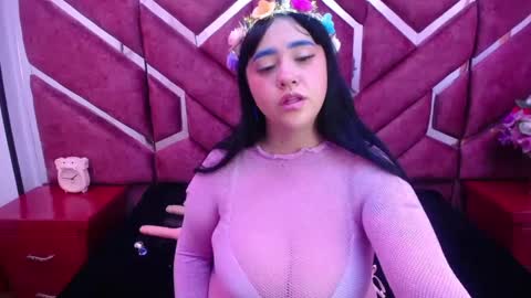 Victoria online show from 12.20.24