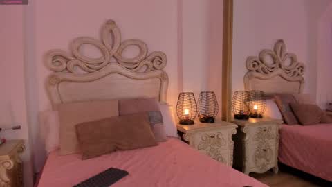 Snapshot of victoria_vallejo chatting on 01.16.25 victoria  online show from 01.16.25