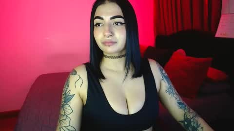 Snapshot of victoria_vox chatting on 04.17.26 Victoria online show from 04.17.26