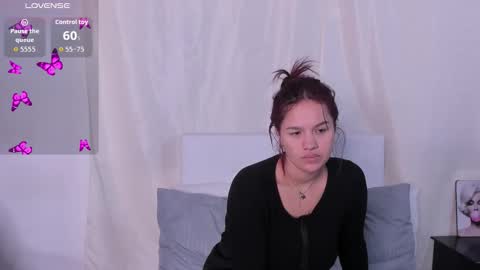 Victoria Zans  online show from 12.20.25