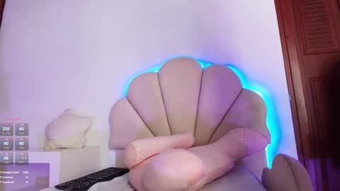 Snapshot of victoriablack_ chatting on 02.08.25 Victoria online show from 02.08.25