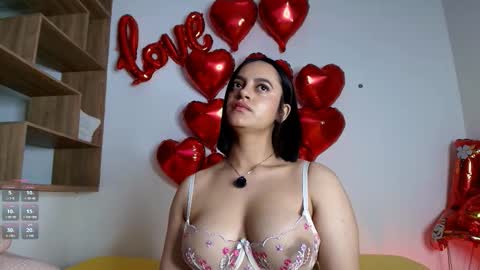 Snapshot of victoriablack_ chatting on 09.20.25 Victoria online show from 09.20.25