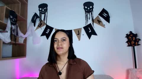 Snapshot of victoriablack_ chatting on 10.22.25 Victoria online show from 10.22.25