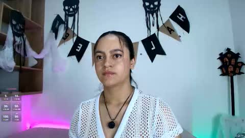 Snapshot of victoriablack_ chatting on 10.27.25 Victoria online show from 10.27.25