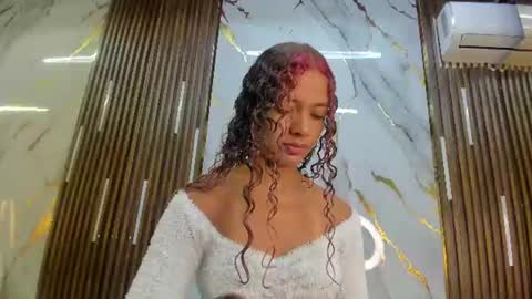 Victoria  online show from 07.13.26