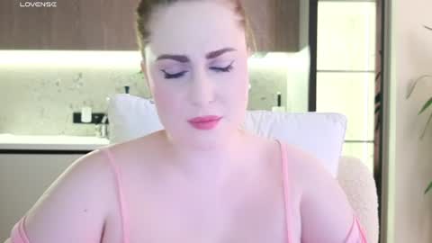 Snapshot of victoriafalls chatting on 07.28.26 Miss V online show from 07.28.26