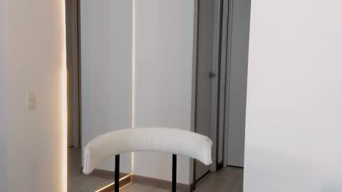 Vcitoria online show from 11.26.25