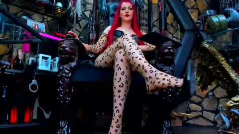 Victoria Heller online show from 09.25.25