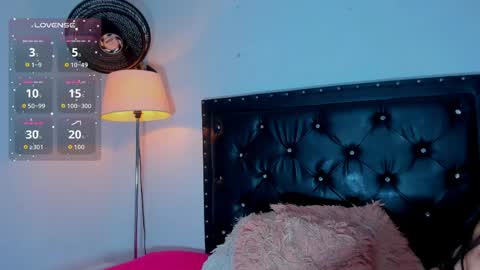 Victoria  online show from 03.31.26